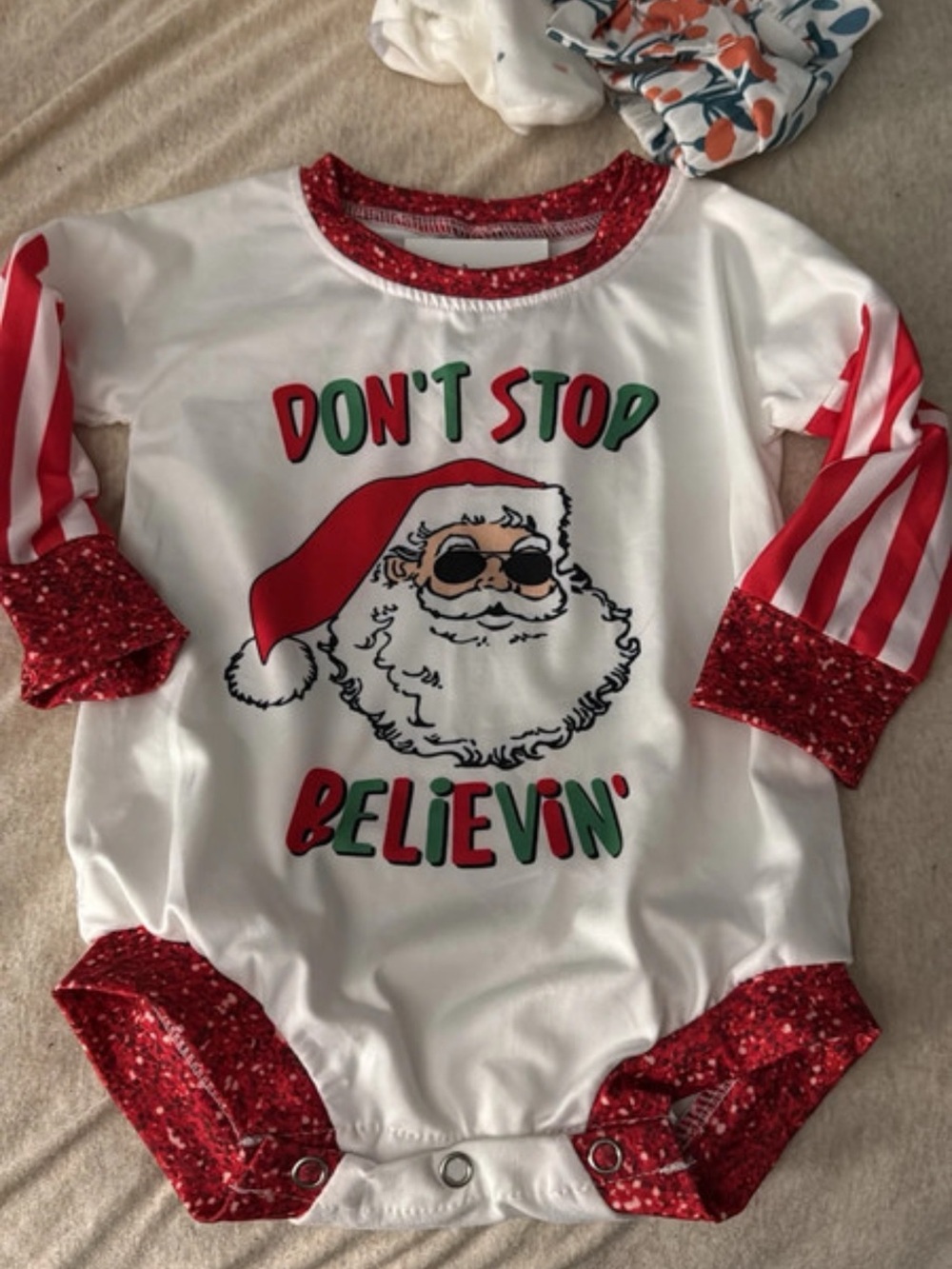 Holiday Santa Graphic One-Piece Bodysuit for Kids - White & Red